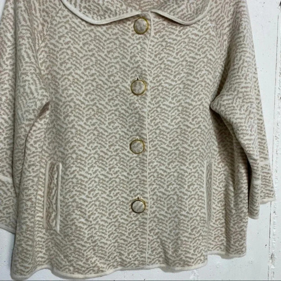 Chaus 1X metallic gold + white print knit sweater blazer/jacket - Picture 6 of 7